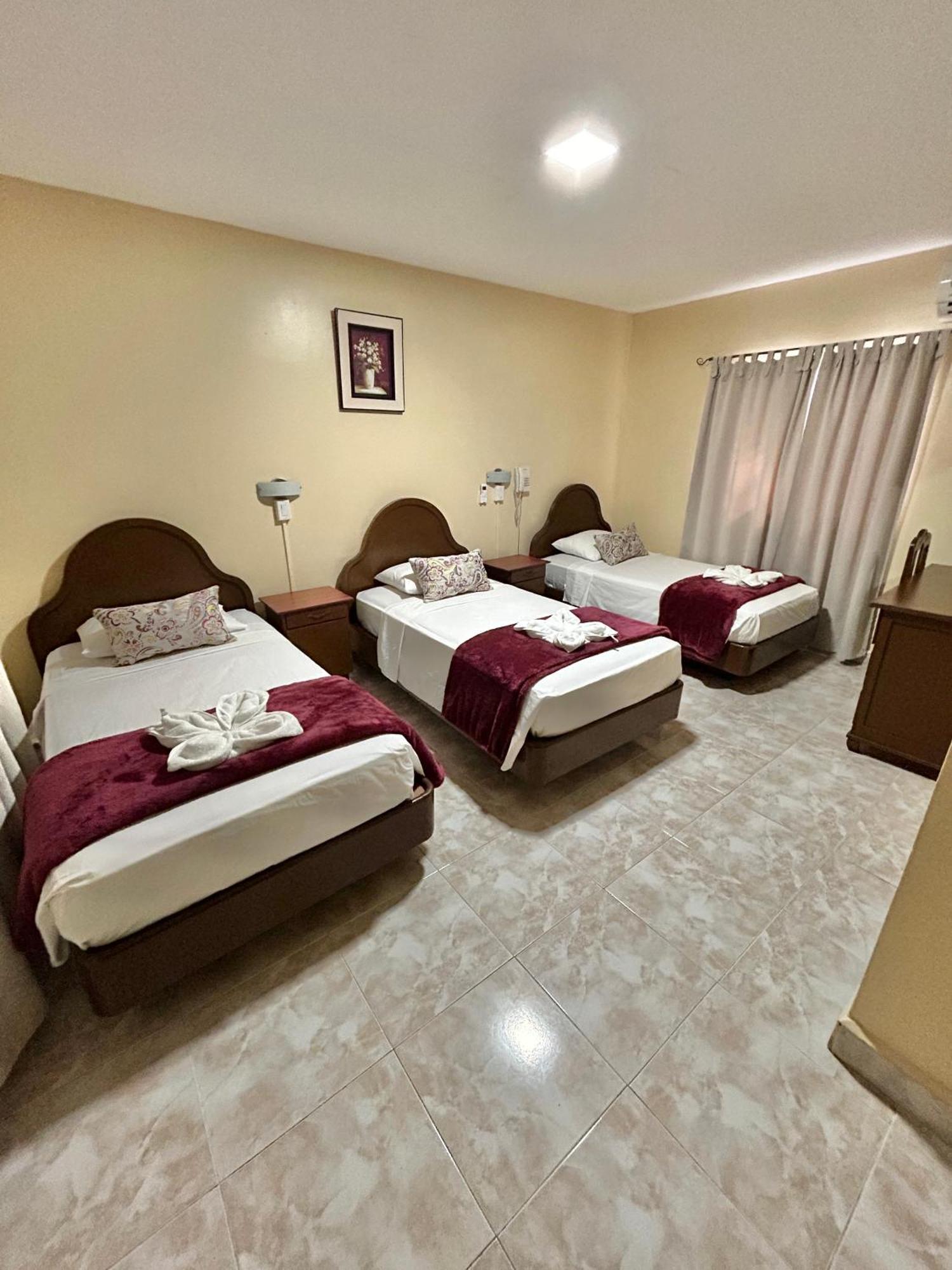 Hotel Madrid David Buitenkant foto