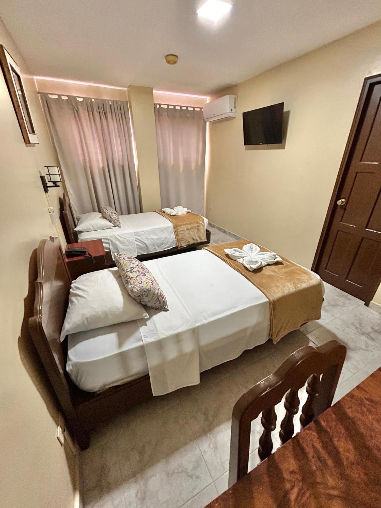 Hotel Madrid David Buitenkant foto
